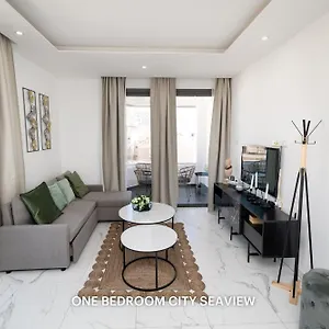 https://lazuli-city-seaview-apartments.protaras-cy-hotels.com